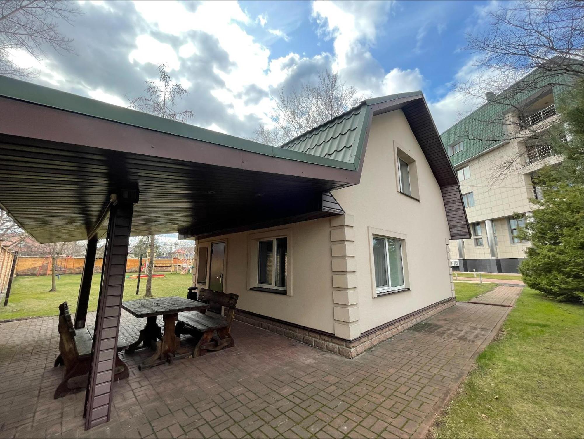 Platium Spa&Resort Kozyn Екстериор снимка
