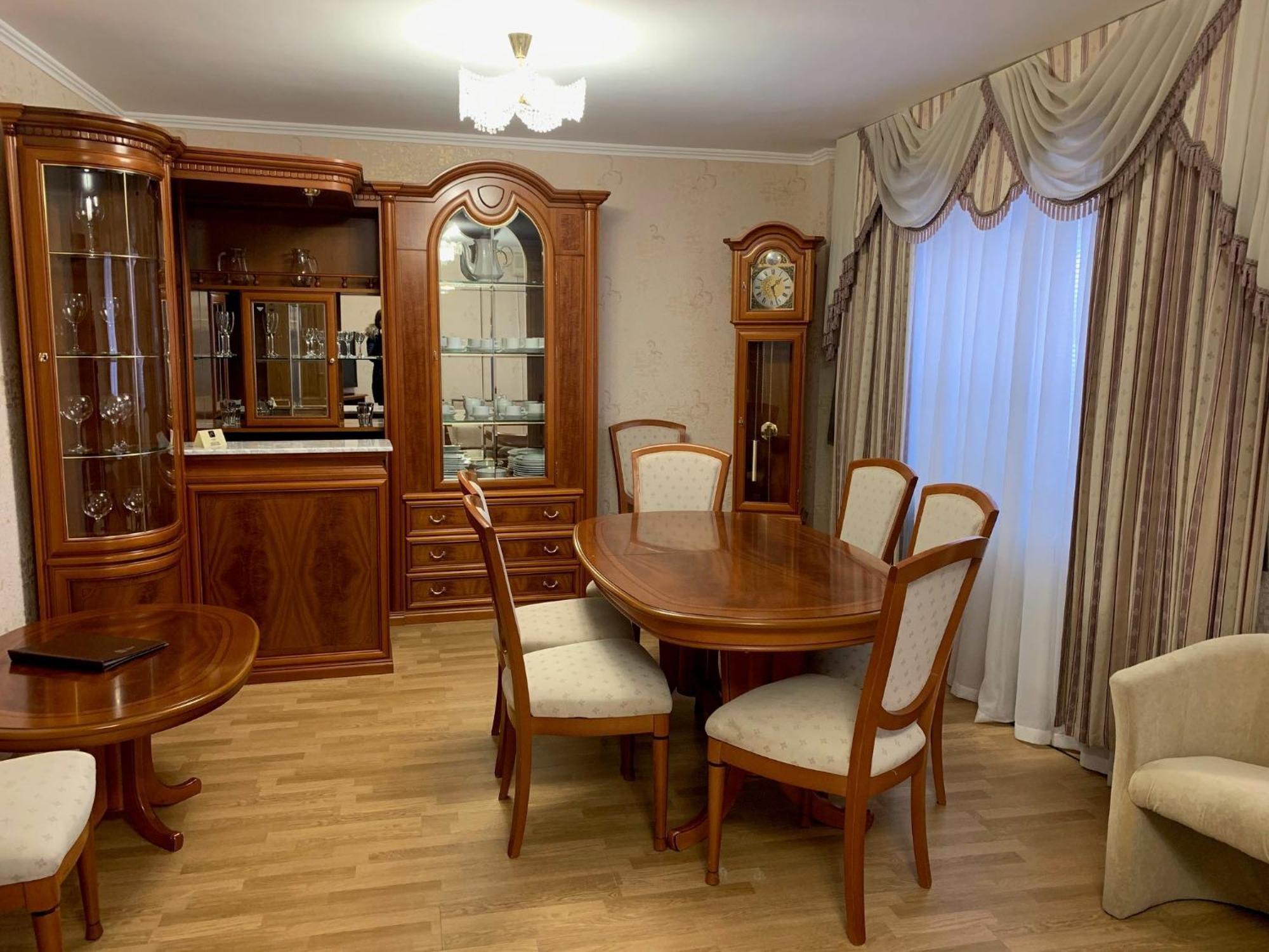 Platium Spa&Resort Kozyn Екстериор снимка